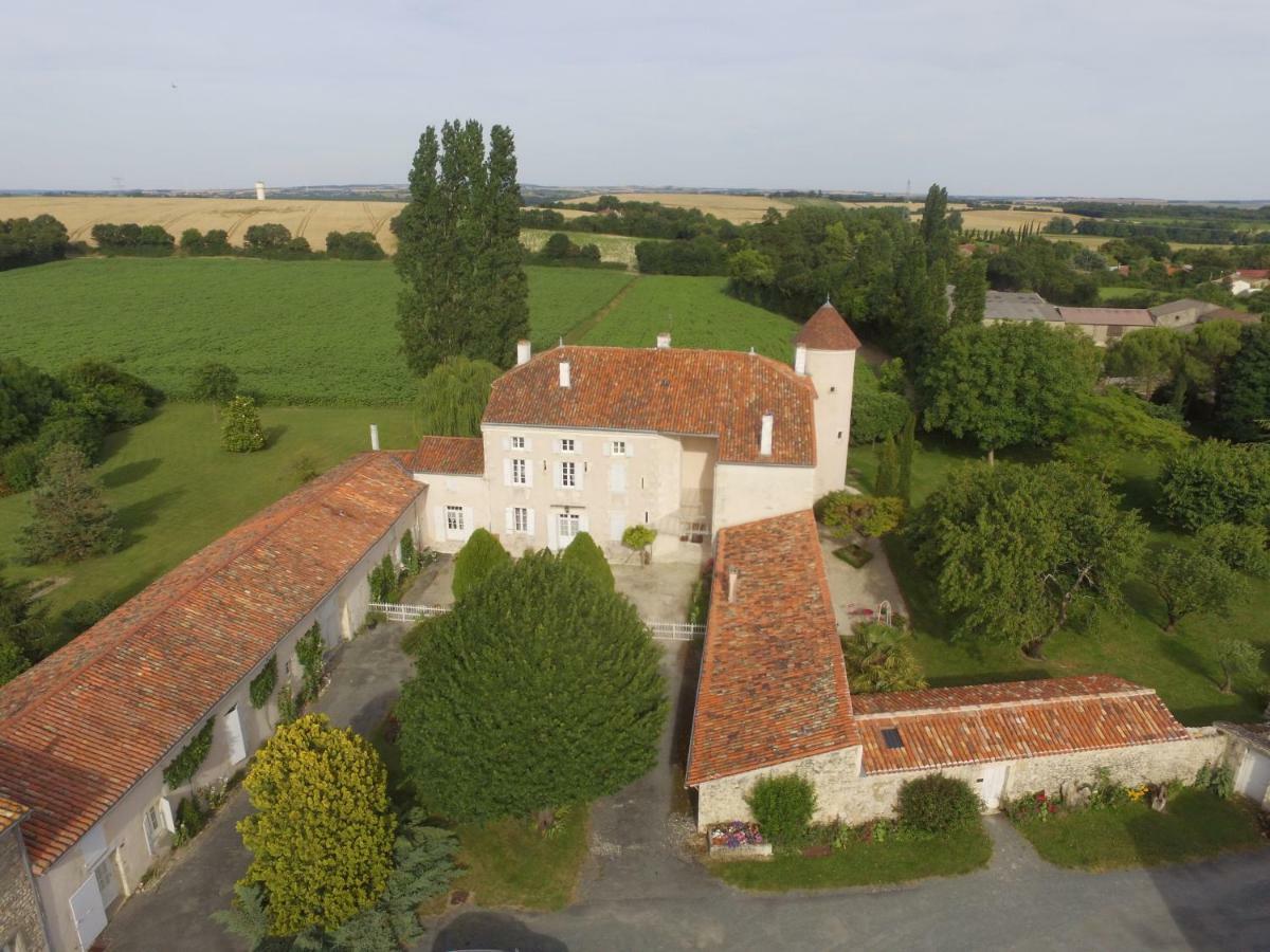 Chateau D'Annezay 외부 사진