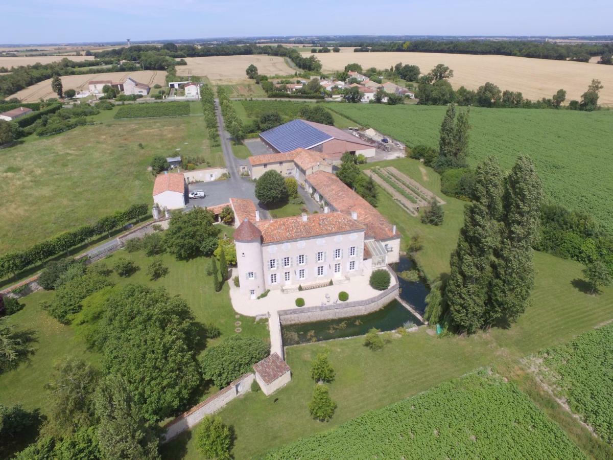 Chateau D'Annezay 외부 사진